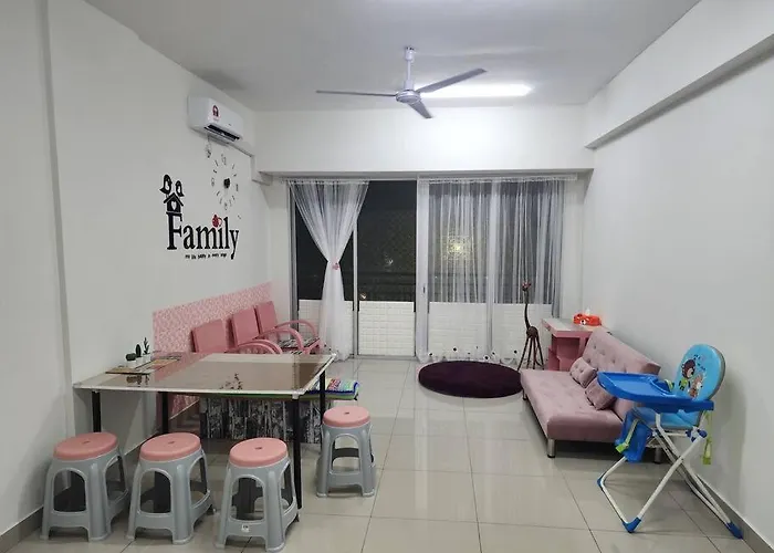 Cozy Familee Homestay